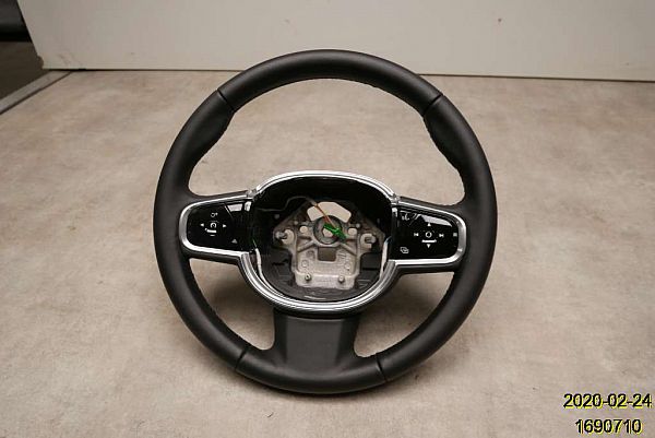 Steering wheel - airbag type (airbag not included) VOLVO XC90 II (256)