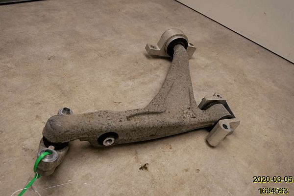 31360651 Querlenker vorne unten Autoparts24