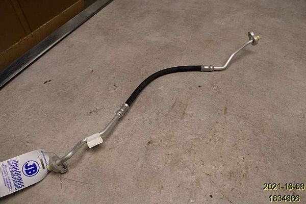 Air conditioning pipe / hose VOLVO V60 II (225, 227)