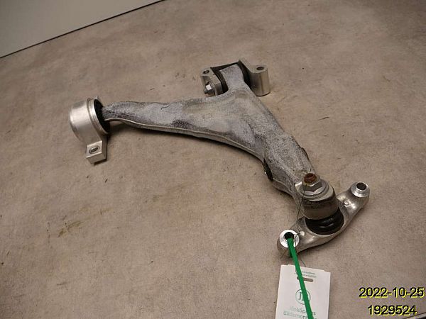 32370928 : Draagarm lvoor onder en Draagarm voor boven - Autoparts24