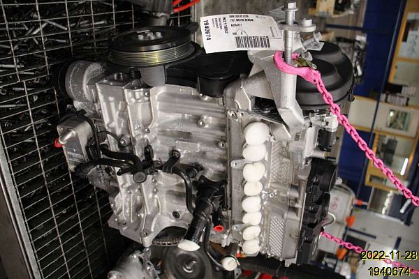 6906901 : Motor - Autoparts24