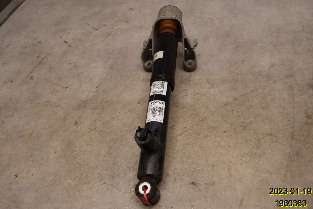 32246753 : Shock absorber - rear - Autoparts24