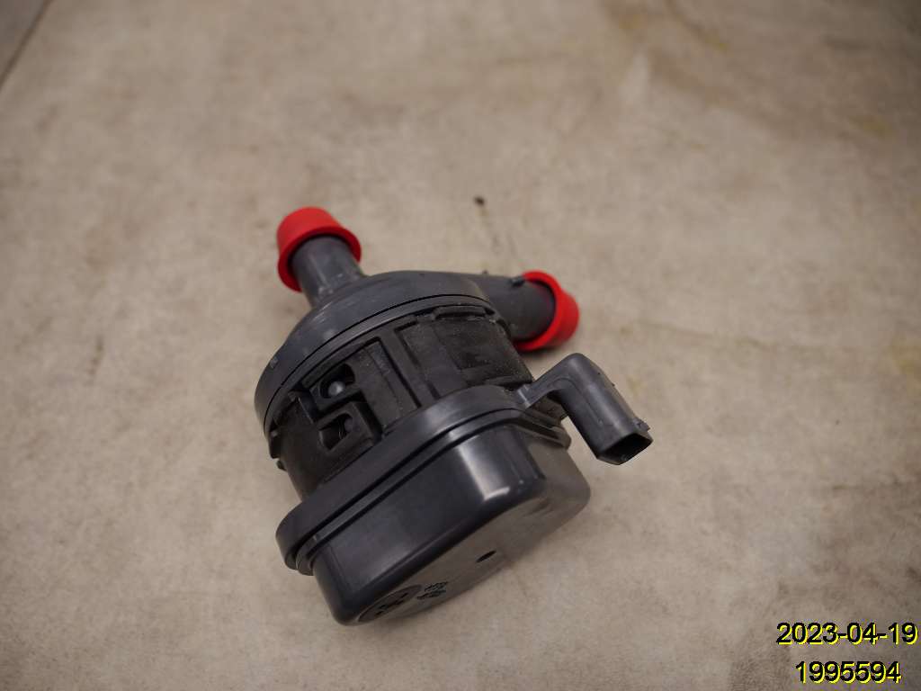 32249706 : Water pump and Circulation pump - Autoparts24