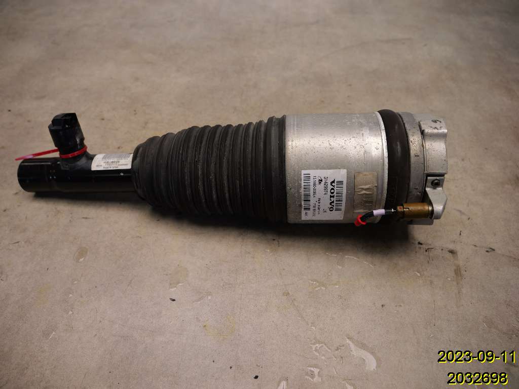 Volvo XC60 II (246) Front shock 31429974, 32269551
