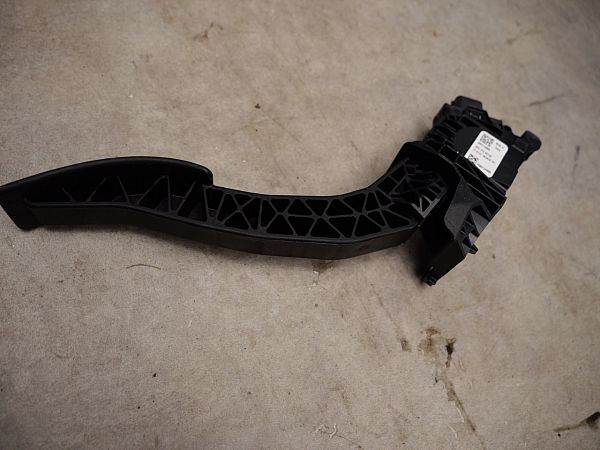 Speederpedal LYNK & CO 01