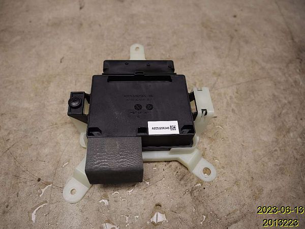 Parking brake Module / control box (EPB) VOLVO S60 II (134)