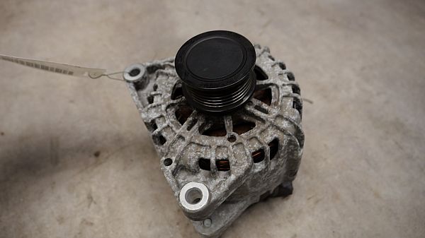 Alternator VOLVO C30 (533)