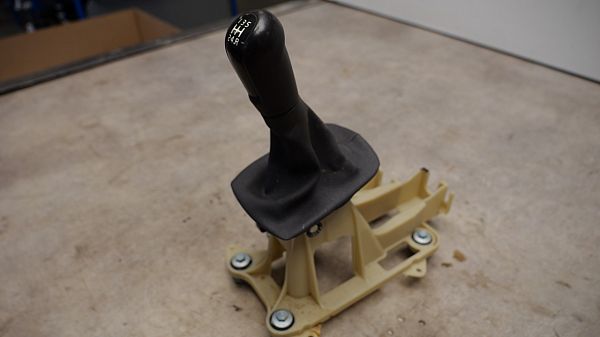 Gear shift VOLVO V50 (545)