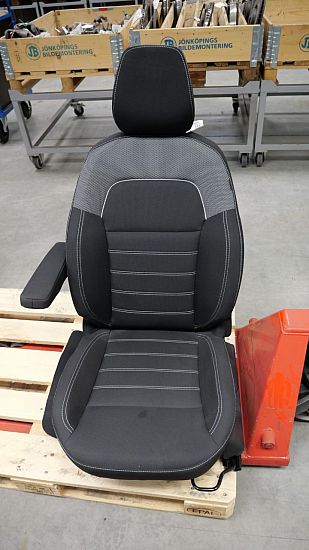 sièges avant 4 portes DACIA JOGGER