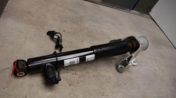 32346058 : Shock absorber - rear - Autoparts24