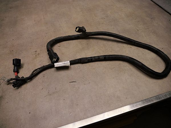 32254153 : Ledningsnet - komplet - Autoparts24