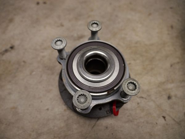 Front hub POLESTAR POLESTAR 2