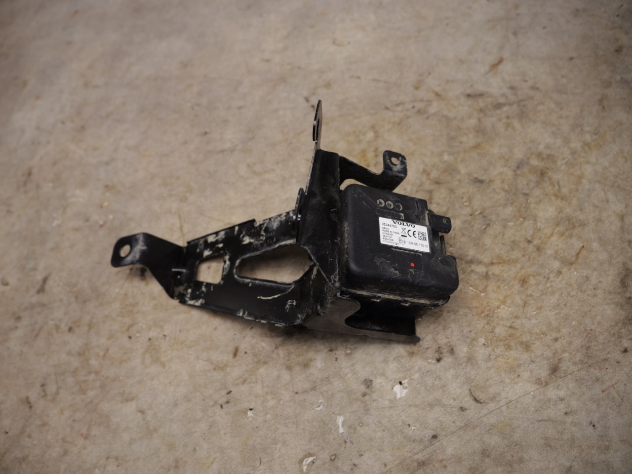 32344783 : Speakers and Horn - Autoparts24