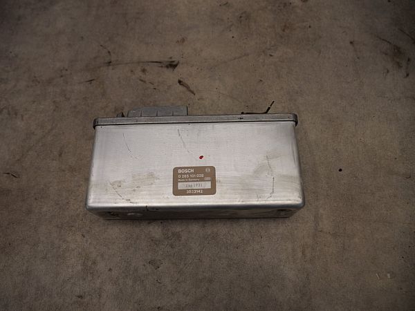 Boitier commande ABS VOLVO 940 (944)