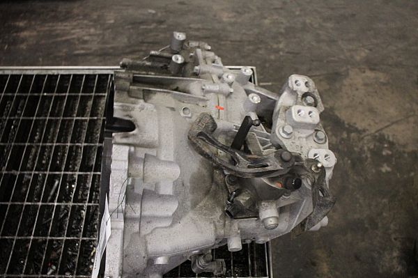 Schaltgetriebe VOLVO XC40 (536)