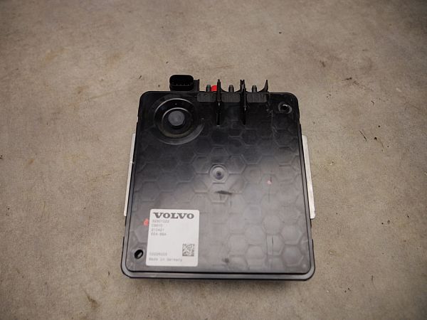Converter / inverter - electric VOLVO V60 II (225, 227)