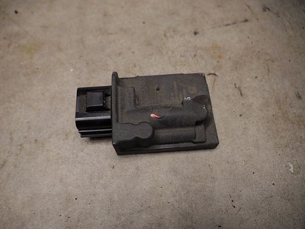 31355909 : Styrboks diverse og Relæ - injection - Autoparts24