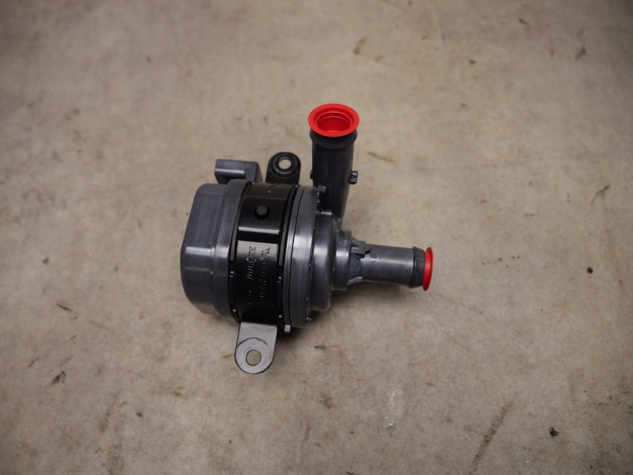 32249706 : Water pump and Circulation pump - Autoparts24