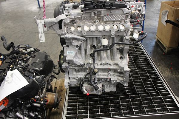 6906901 : Motor - Autoparts24