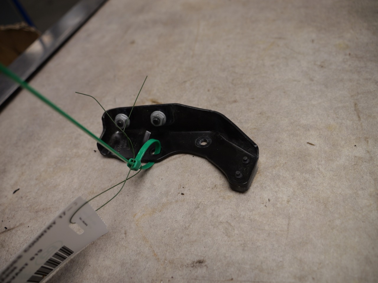 Hjelmhængsel VOLVO V90 II Cross Country (236)