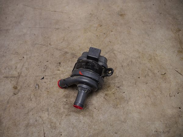 Water pump VOLVO XC60 II (246)
