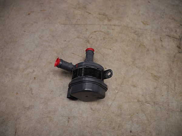 Water pump VOLVO XC60 II (246)