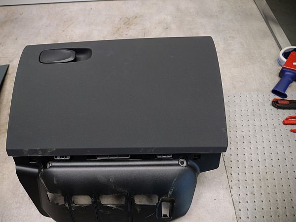 Handskerum POLESTAR POLESTAR 2