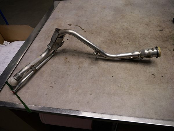 Brandstofpijp / Tankpijp VOLVO V50 (545)