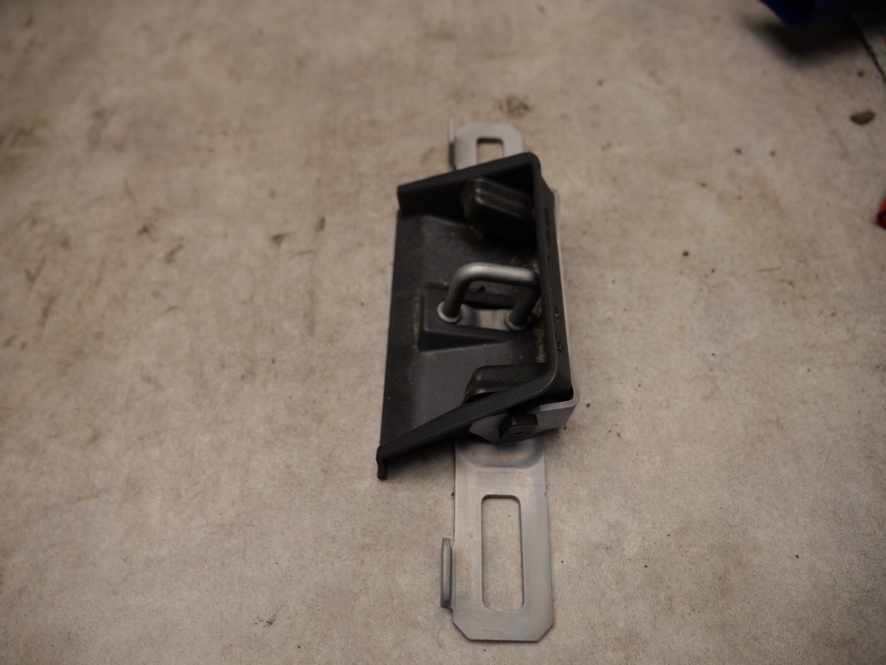 Låsecylinder VOLVO C40