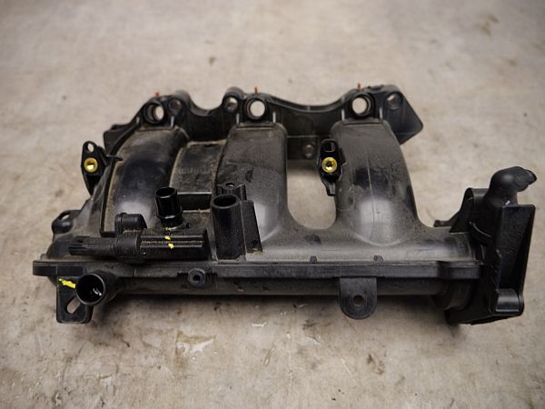 Ansaugkrümmer DACIA SANDERO III