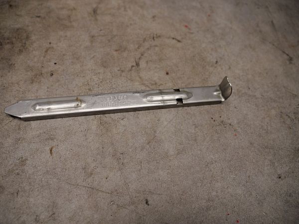 Front light VOLVO V70 III (135)