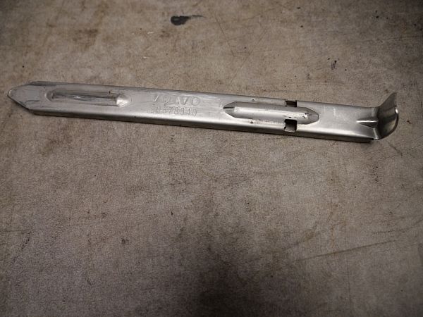 Front light VOLVO V70 III (135)