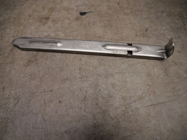 Front light VOLVO V70 III (135)