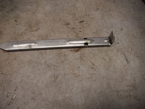 Front light VOLVO V70 III (135)