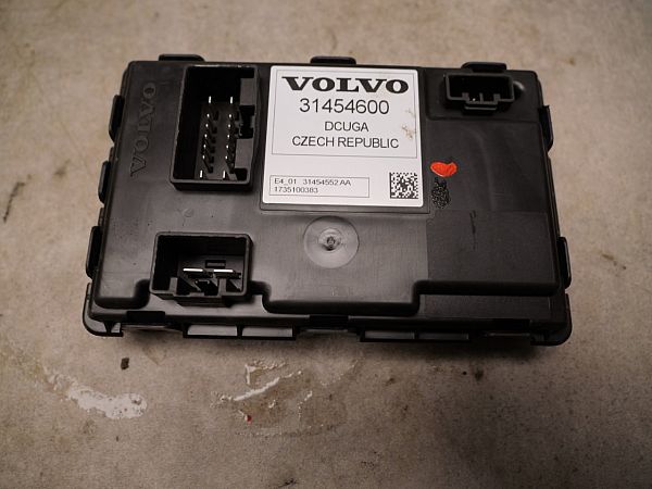31454602 : styreenhed - anhængertræk - Autoparts24