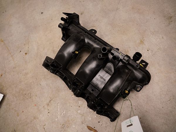 Ansaugkrümmer DACIA SANDERO III