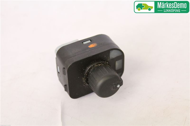 Wing mirror - switch AUDI A3 Convertible (8P7)
