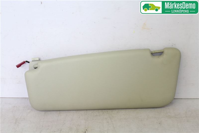 Sun visor car