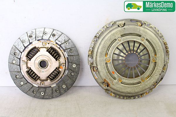 04E-141-026-N : Kobling - komplet og Koblingsnav - Autoparts24