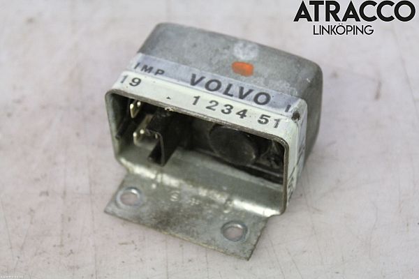 Kofferruimte relais VOLVO 240 (P242, P244)