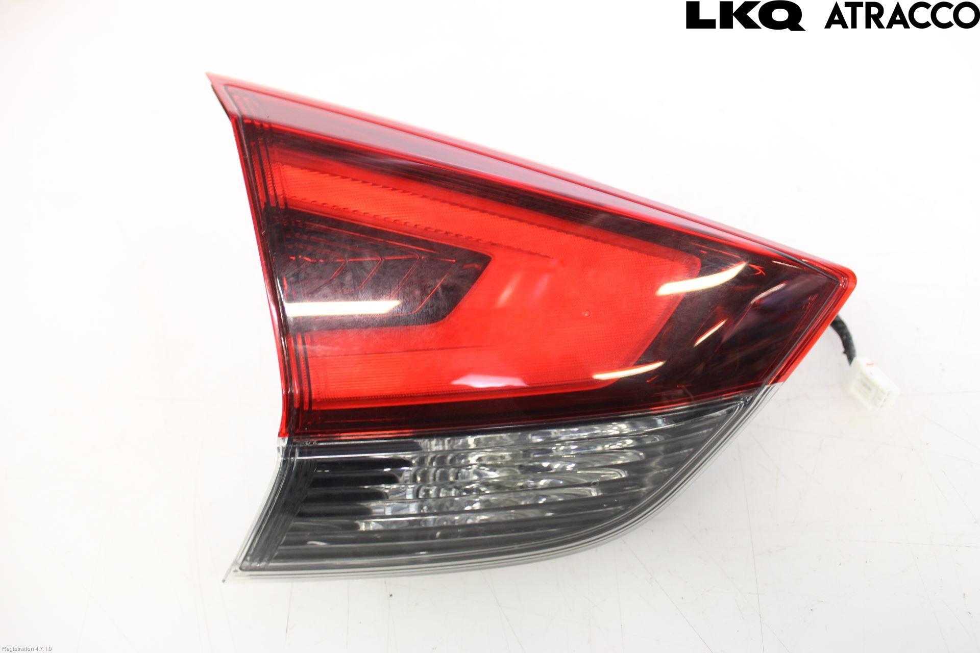 Nissan X-TRAIL III (T32_, T32R, T32RR) Rear light 265556FP5B