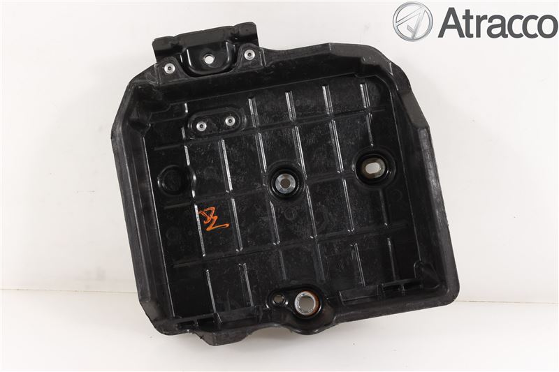 Battery tray