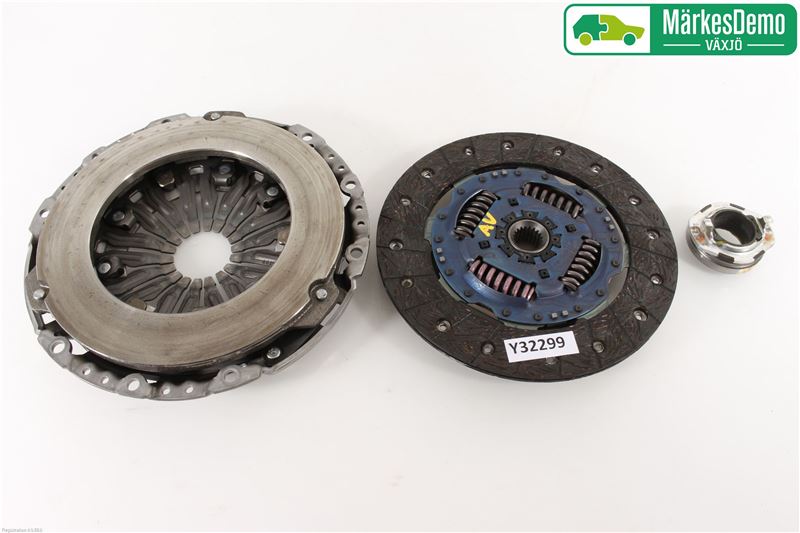 S4142-132000 : Kupplungsscheibe - Autoparts24