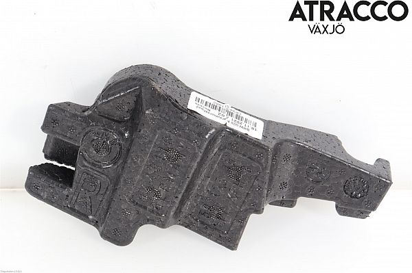 Front bumper foam support bar