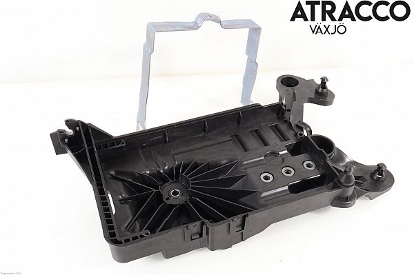 Battery casing AUDI A3 Sportback (8YA)