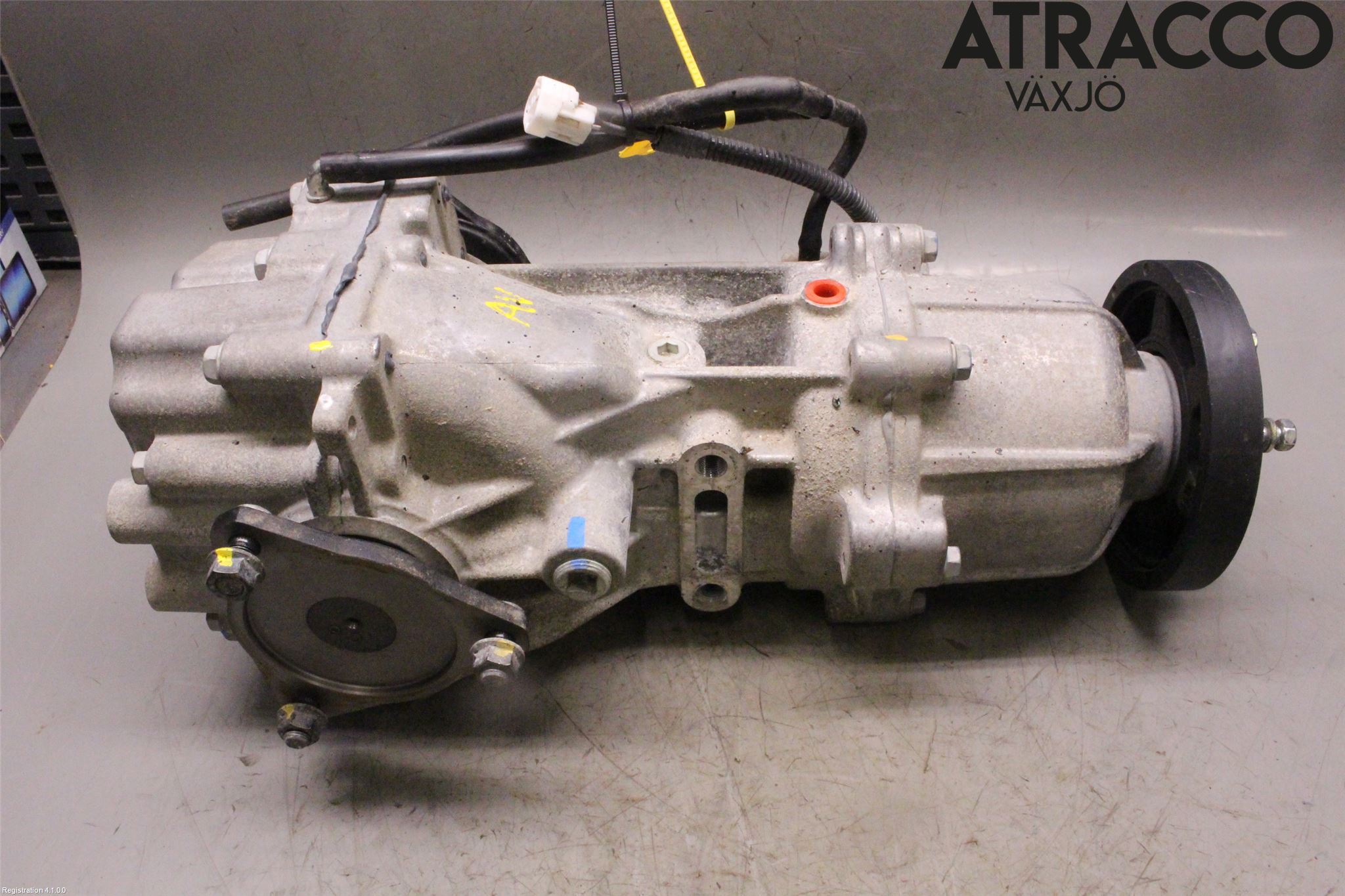 Suzuki VITARA (LY) Rear axle assembly lump 27610-79J01, 27300-61850