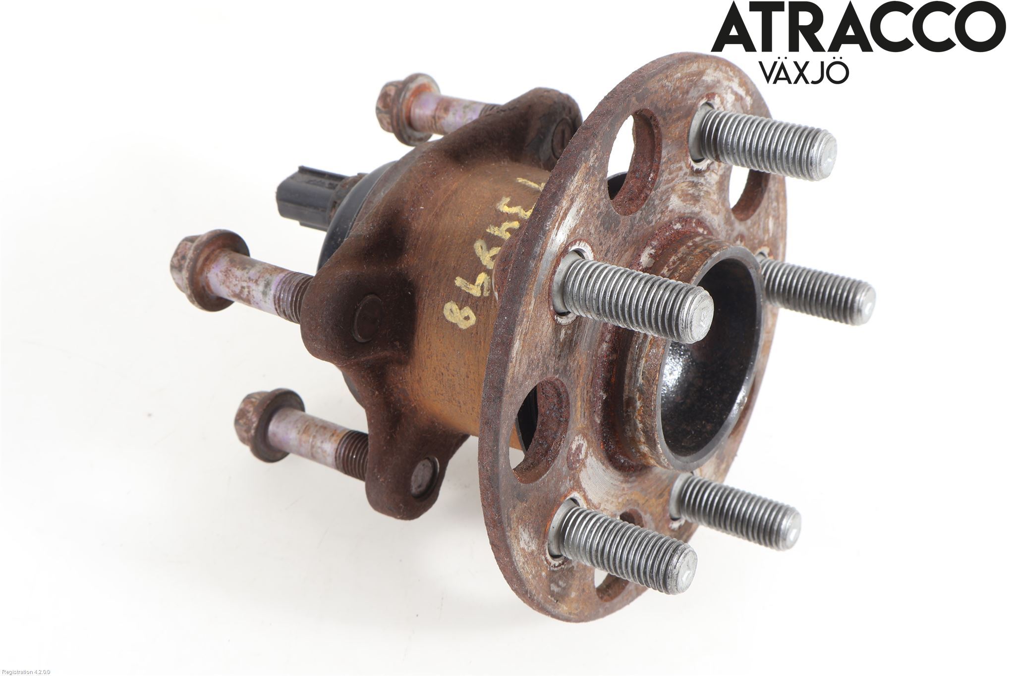 42450K0020 : Spindle - rear and Rear hub - Autoparts24