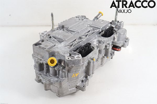 Converter / inverter - el HONDA CR-V V (RW_, RT_)