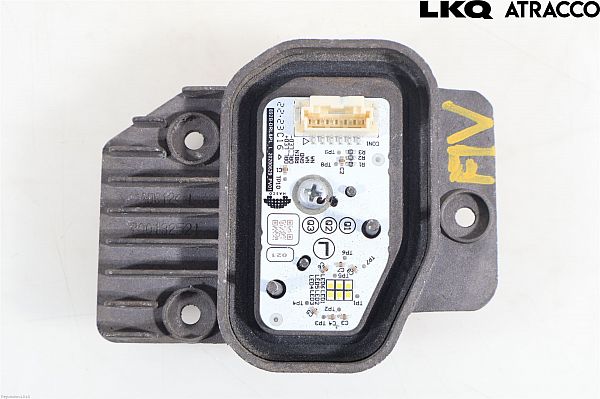 Verlichting controle-eenheid TOYOTA COROLLA Cross (ZVG1_, ZSG1_, MXGH1_, MXGA1_)