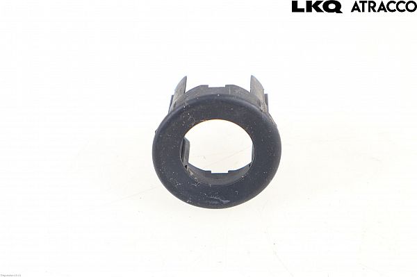 Parkeringssensor bag SUZUKI S-CROSS